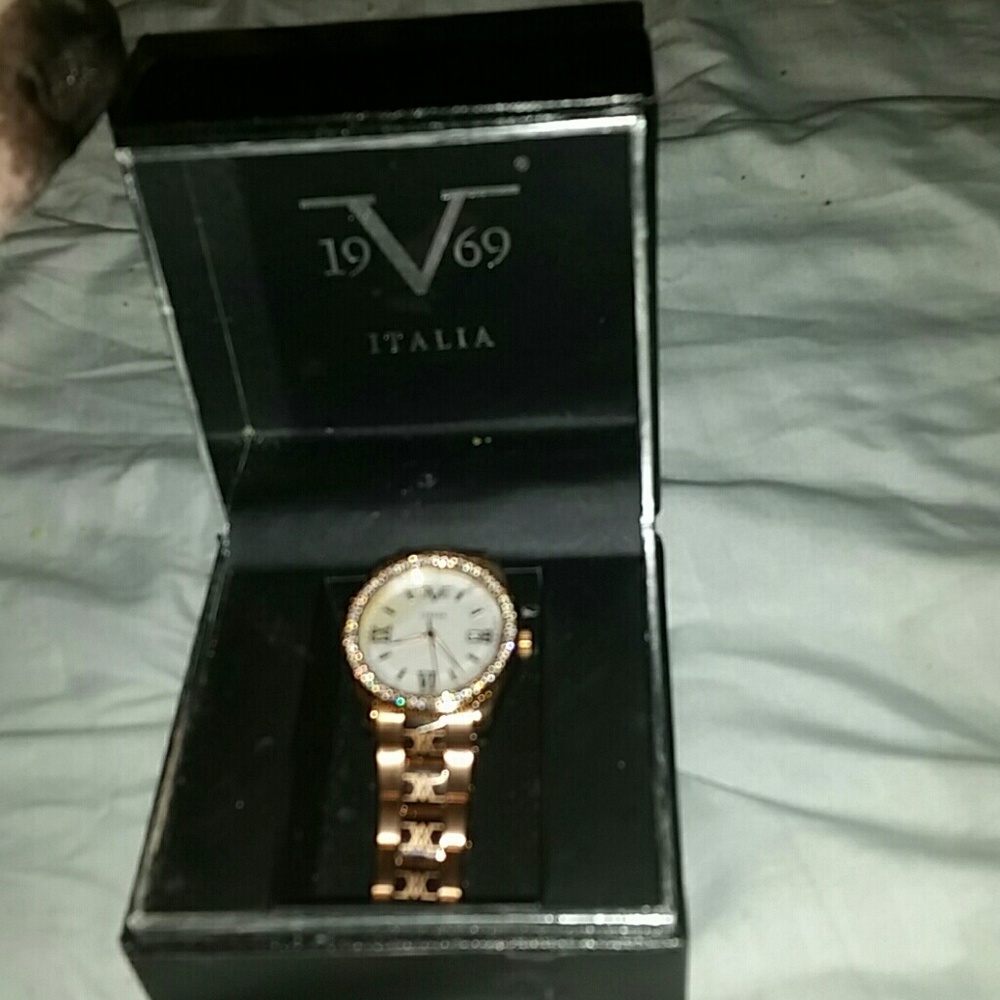 1969 Versace Italia V woman's wrist watch